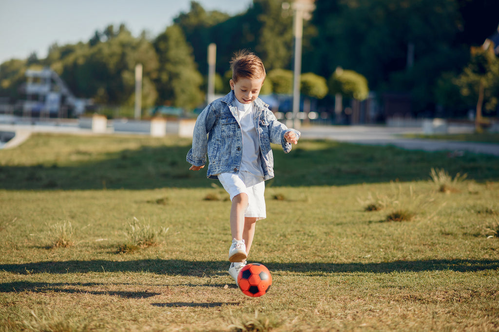 5 Reasons Why Kids Should Play Sports