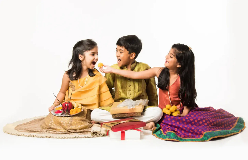 50+ Rakhi Wishes & Quotes For Your Siblings